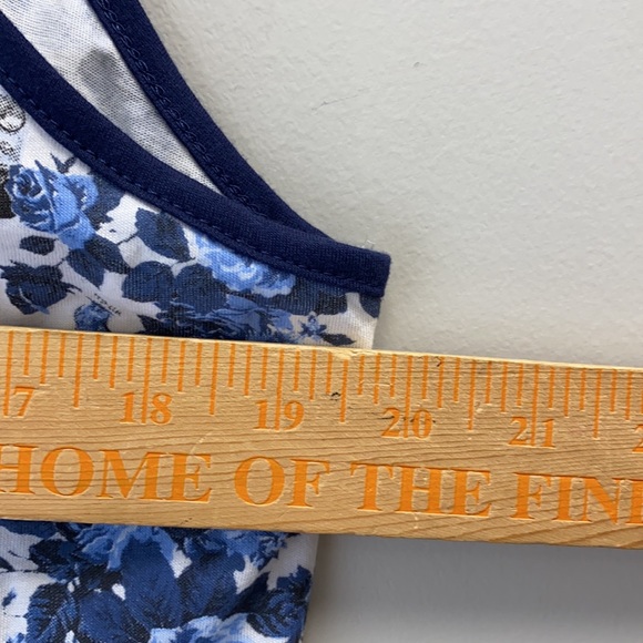 Under two flags tank top large new - Picture 9 of 9